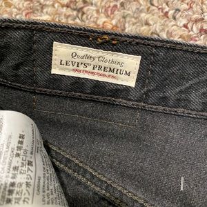 Black Levi jeans